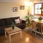Holzhauser Hof *